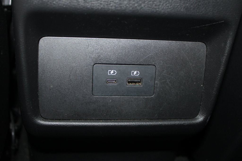 Used 2023 Nissan Rogue SV AWD/4WD image 48
