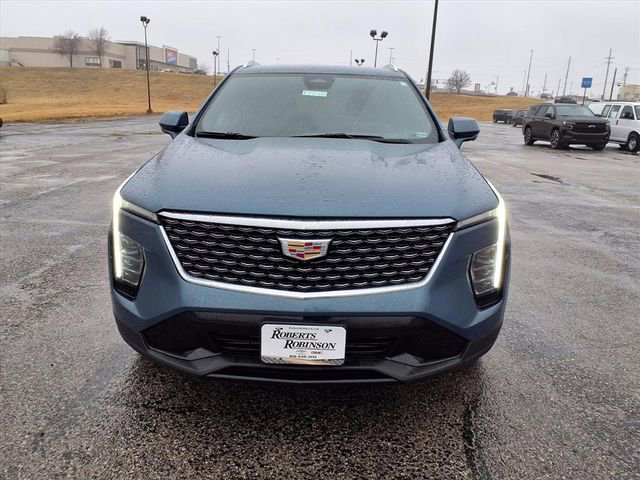 Used 2025 Cadillac XT4 Premium Luxury image 39
