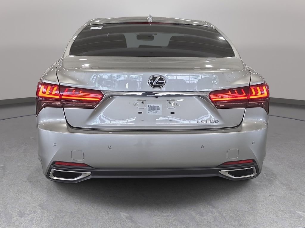 Used 2023 Lexus LS 500 w/ Accessory Package (Z2) RWD image 7