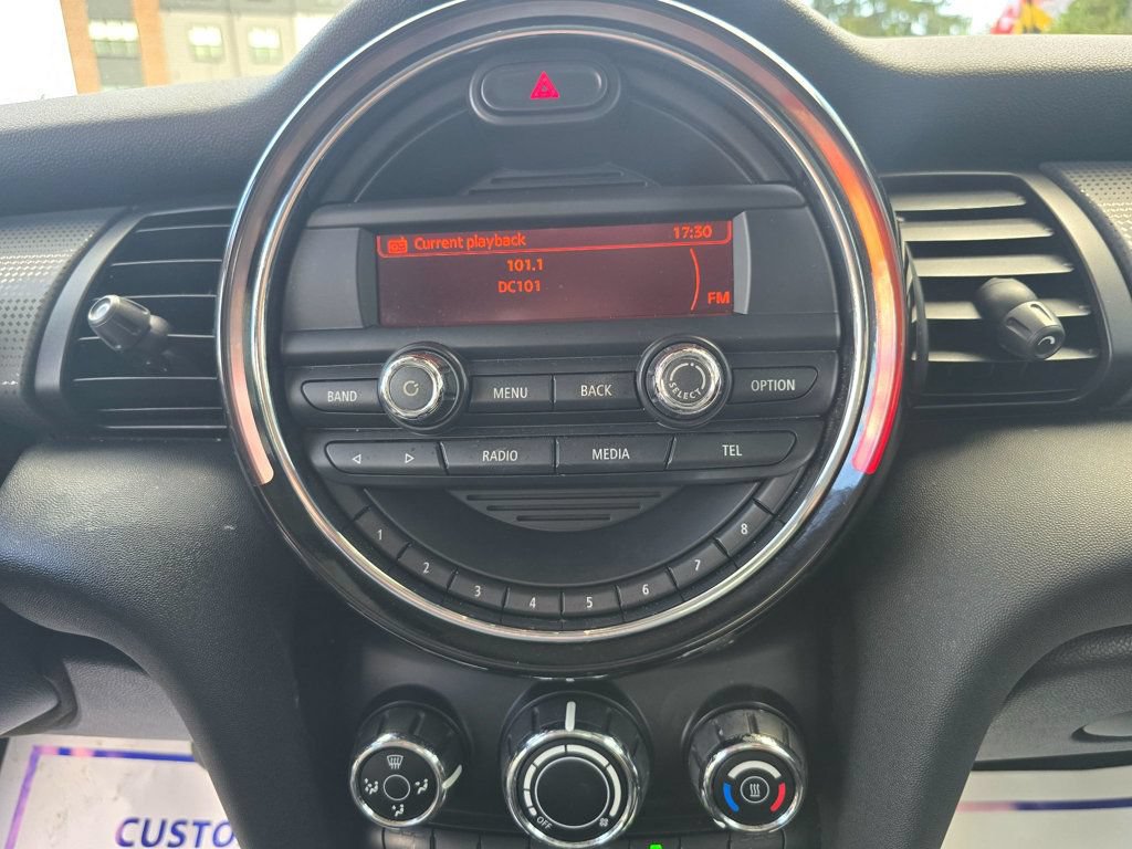Used 2014 MINI Cooper 2-Door Hardtop FWD image 18