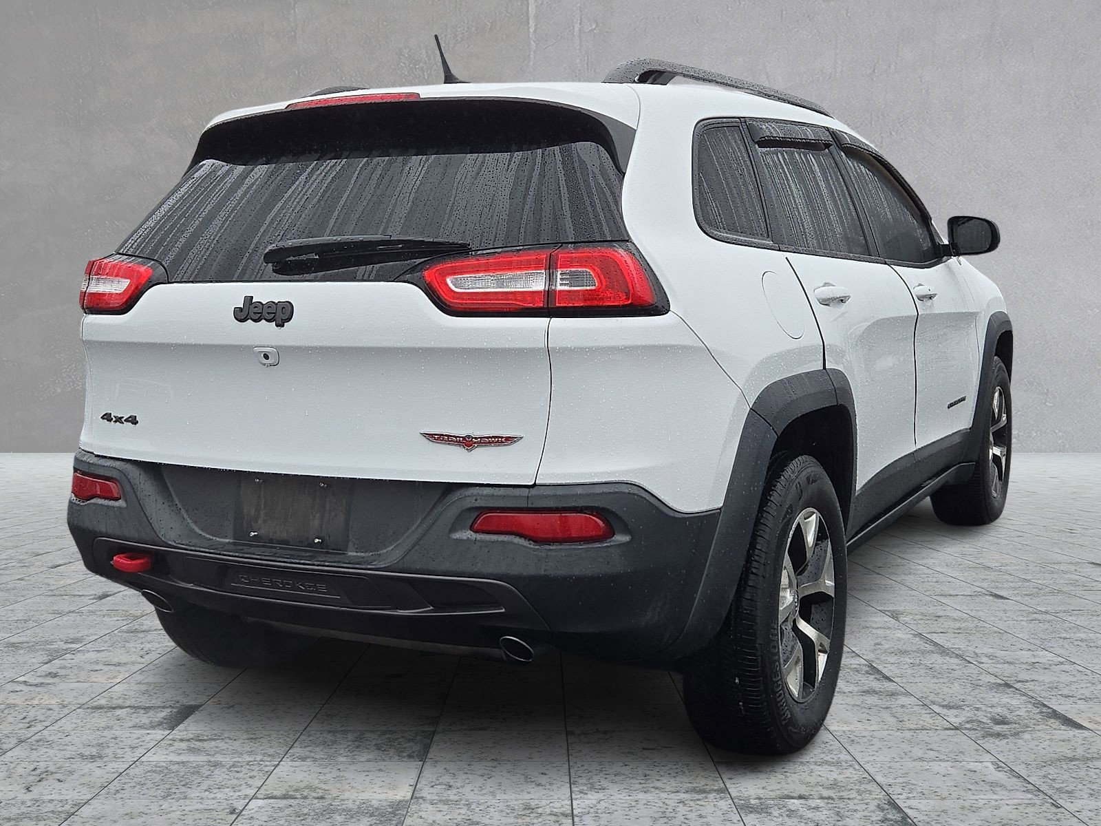 Used 2015 Jeep Cherokee Trailhawk w/ Comfort/Convenience Group image 10