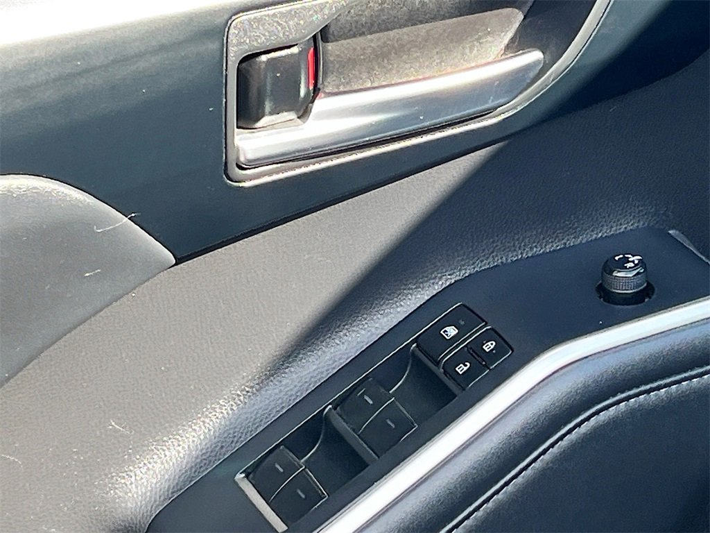 Used 2022 Toyota Highlander XSE image 17