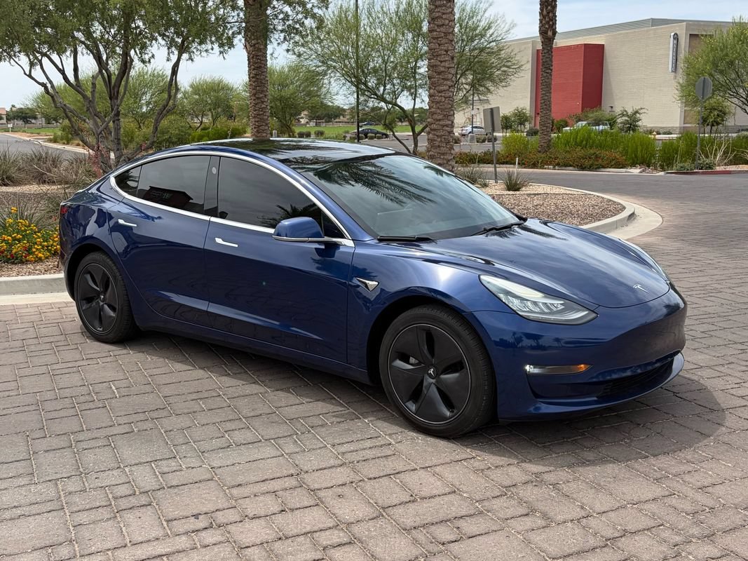 Used 2019 Tesla Model 3 Standard Range Plus RWD image 1