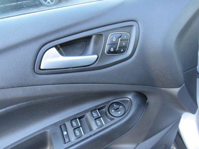 Used 2018 Ford Escape Titanium image 10