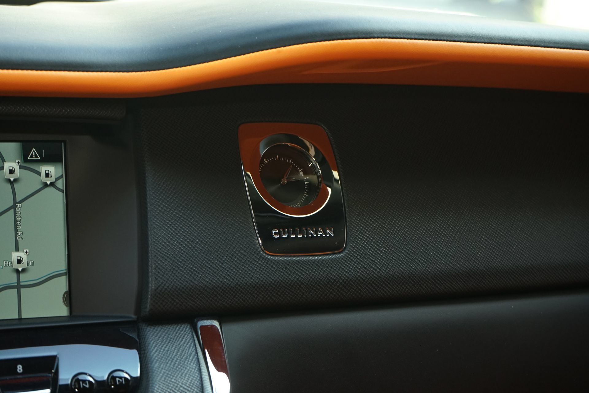 Used 2024 Rolls-Royce Cullinan AWD/4WD image 21