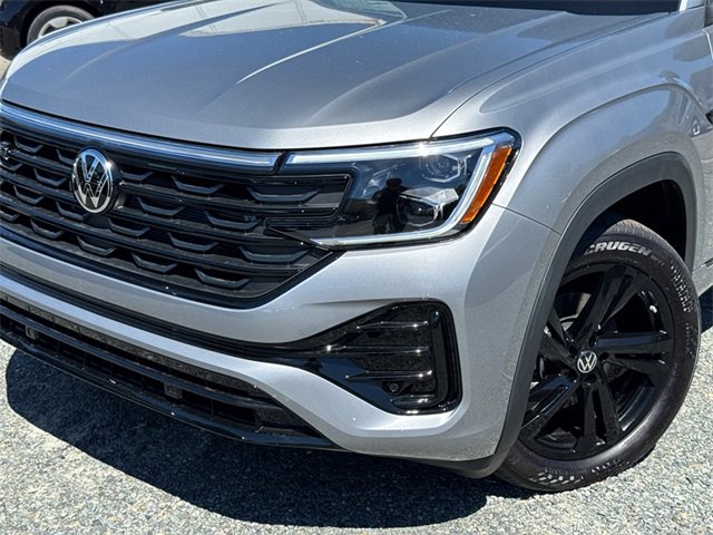 New 2026 Volkswagen Atlas Cross Sport SEL R-Line image 8