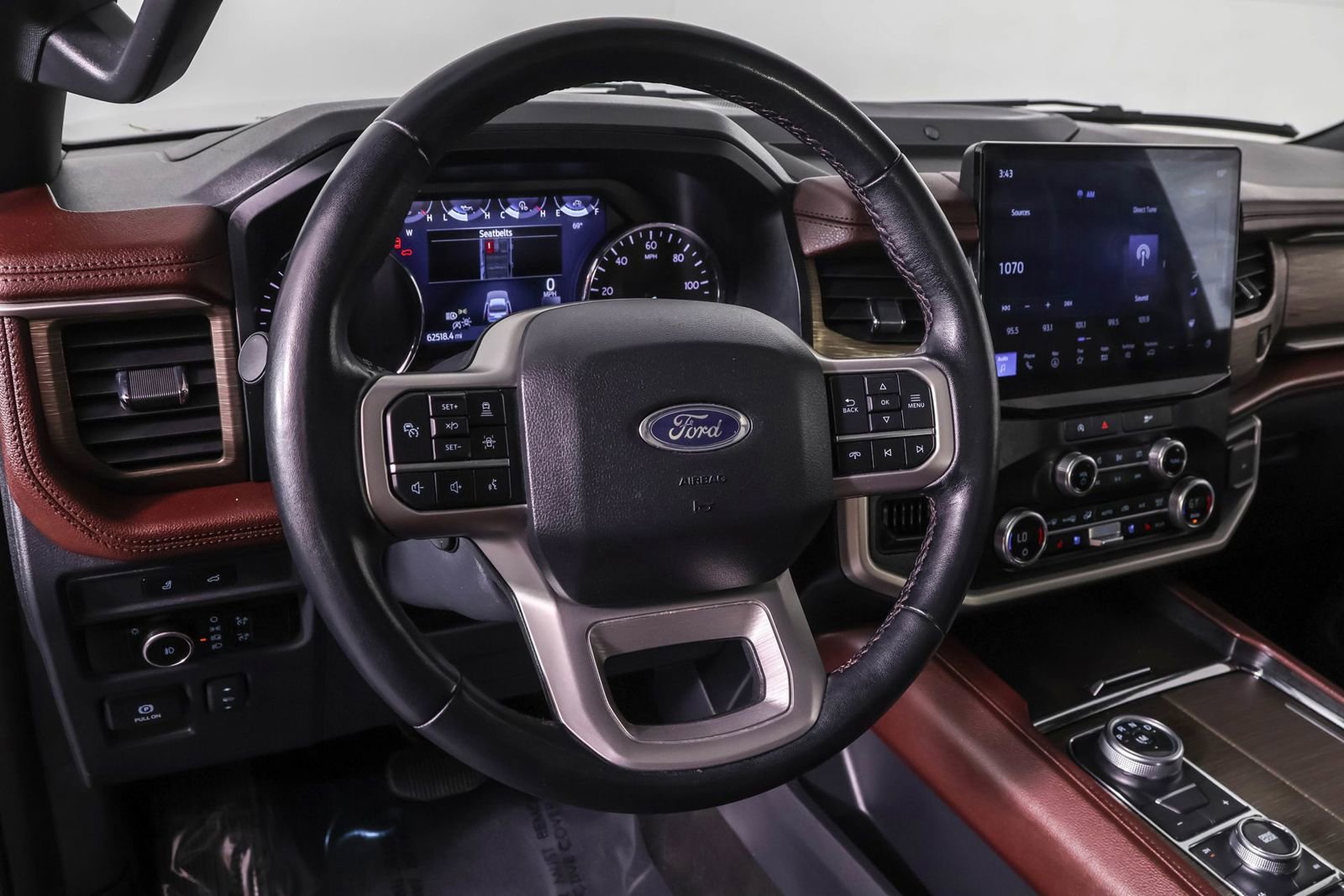 Used 2023 Ford Expedition Limited image 25