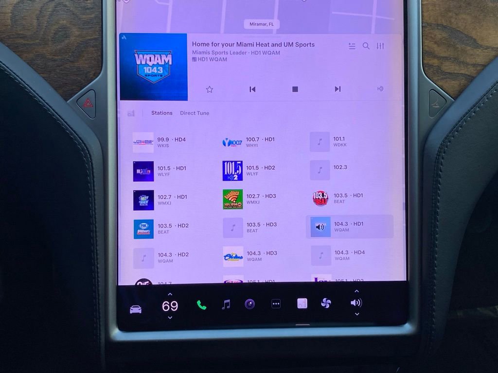 Used 2019 Tesla Model S Long Range image 22