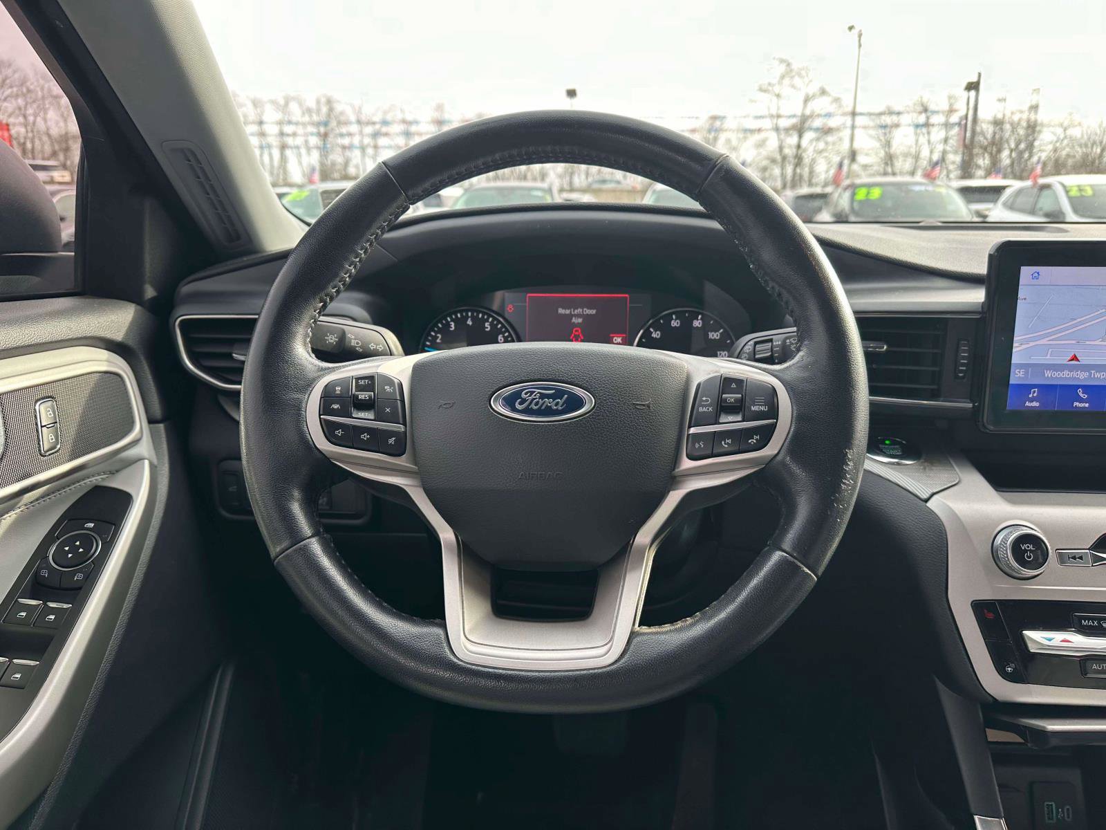 Used 2021 Ford Explorer XLT w/ Equipment Group 202A image 14