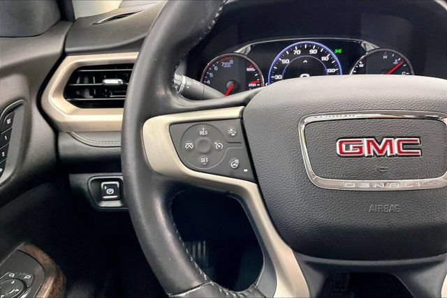 Used 2020 GMC Acadia Denali w/ Trailering Package AWD/4WD image 18