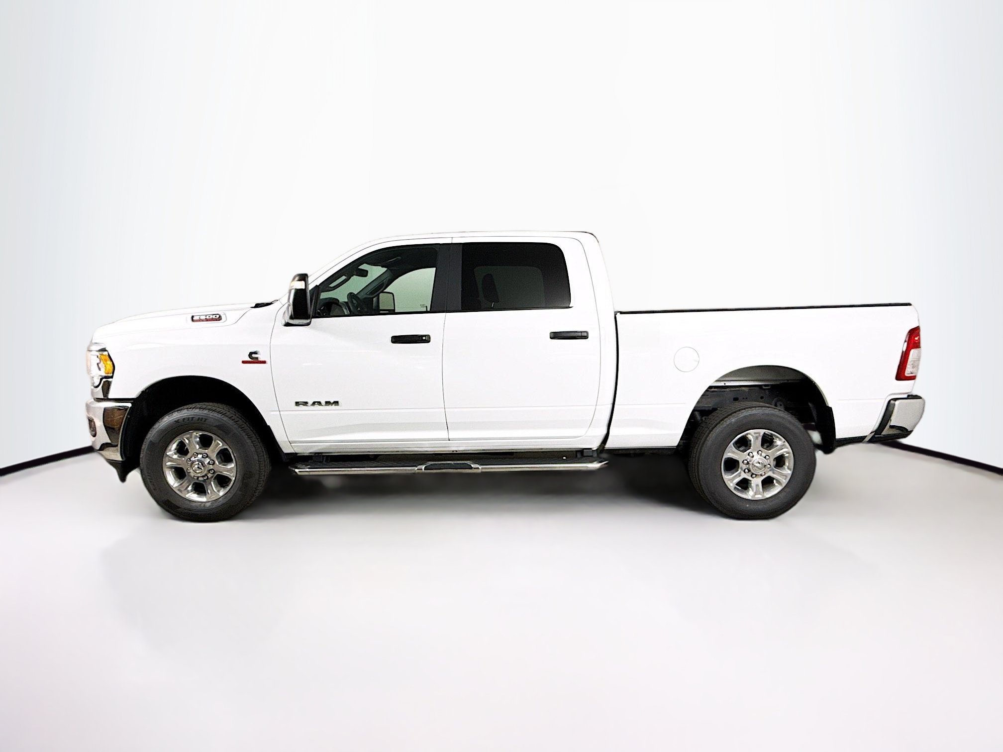 Used 2024 RAM 2500 Big Horn AWD/4WD image 7