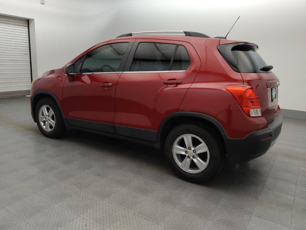 Used 2015 Chevrolet Trax LT w/ LT Sun and Sound Package FWD image 3