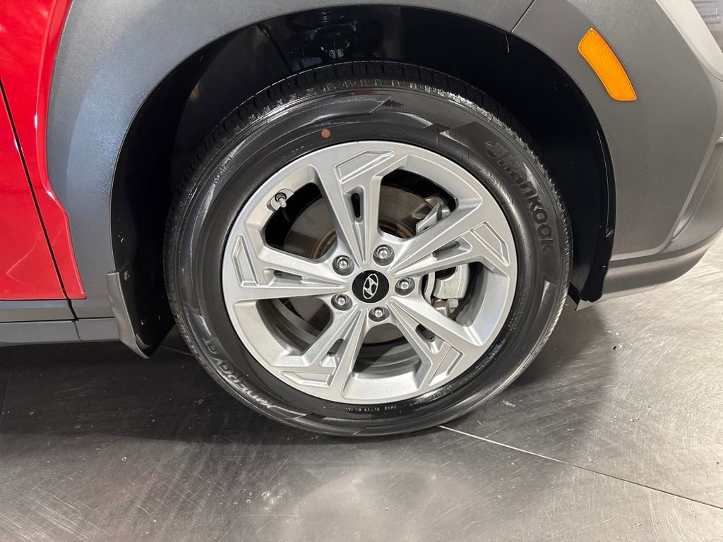 Used 2023 Hyundai Kona SEL w/ Convenience Package image 14