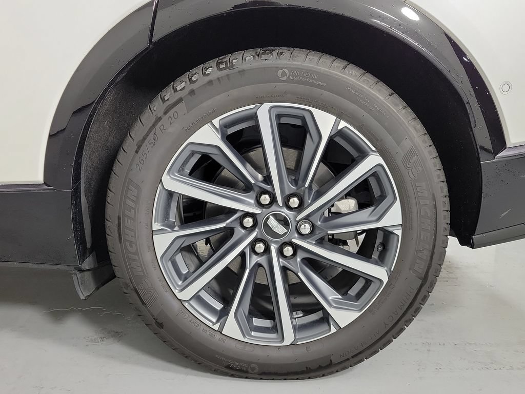 Used 2024 Cadillac Lyriq Sport AWD/4WD image 11