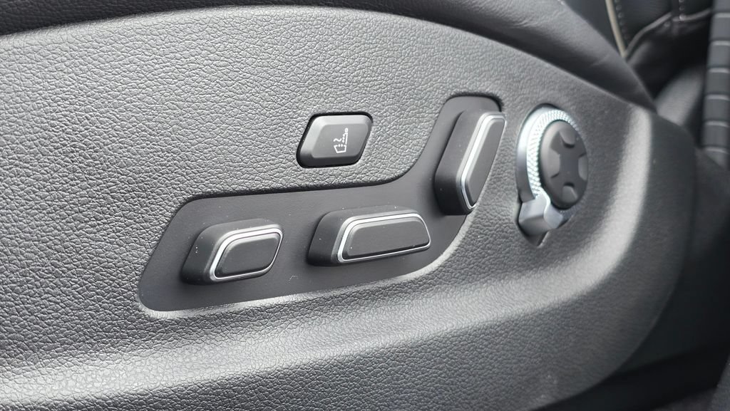 Used 2025 Genesis GV80 2.5T Prestige AWD/4WD image 27