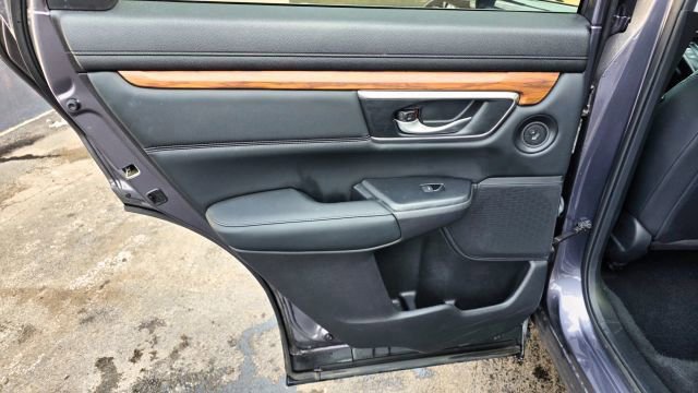 Used 2022 Honda CR-V Touring image 31