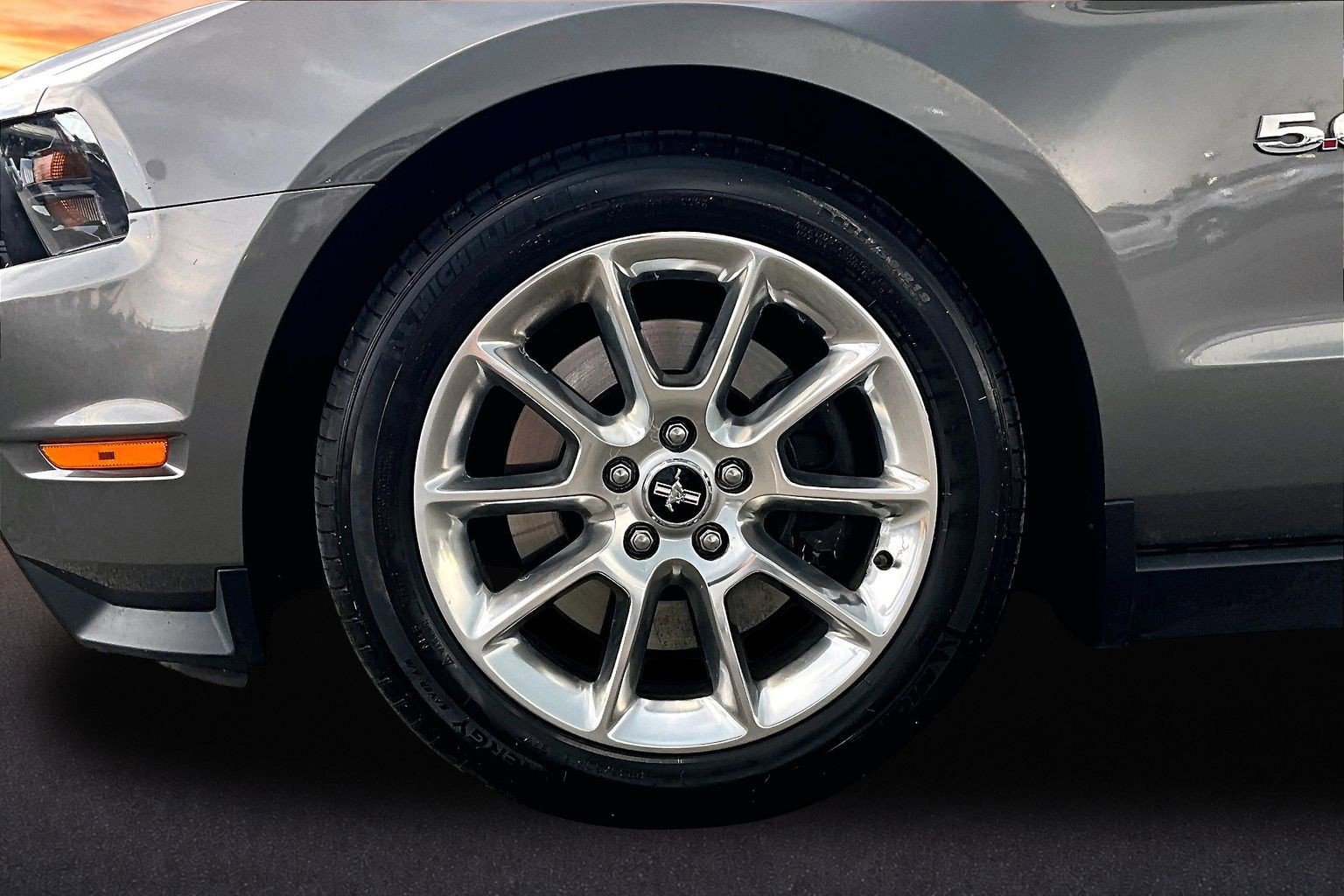 Used 2011 Ford Mustang GT Premium w/ Comfort Pkg RWD image 9
