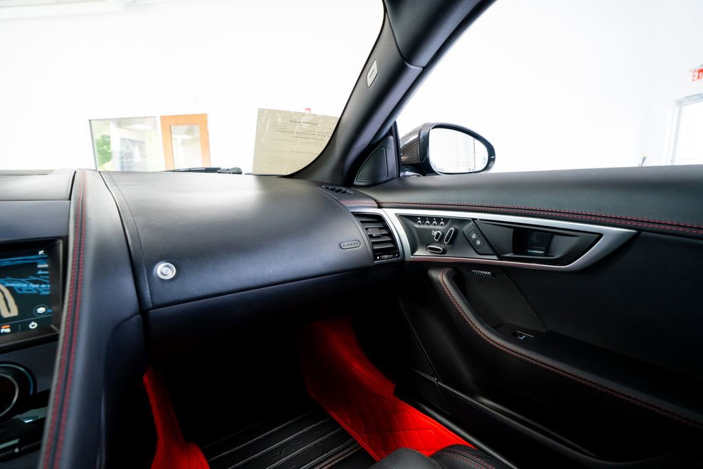 Used 2021 Jaguar F-TYPE Coupe RWD image 45
