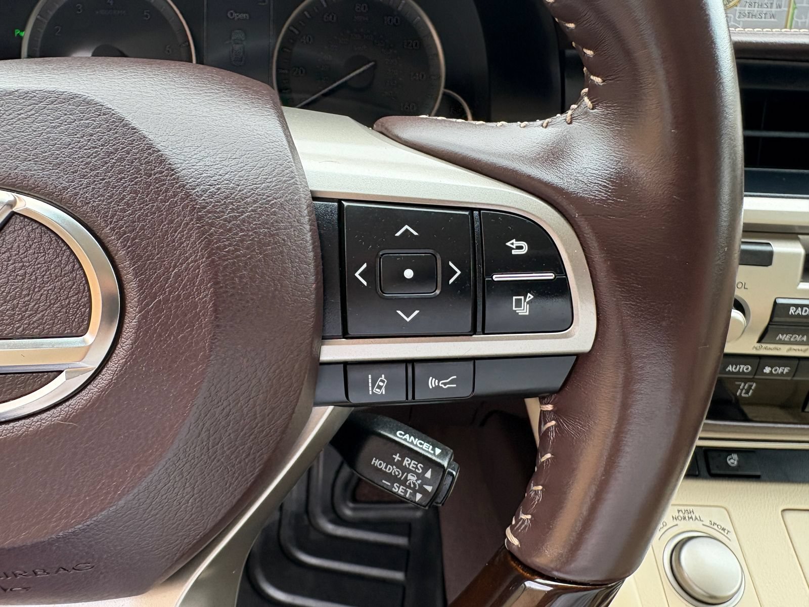 Used 2018 Lexus ES 350 w/ Navigation System Package FWD image 34