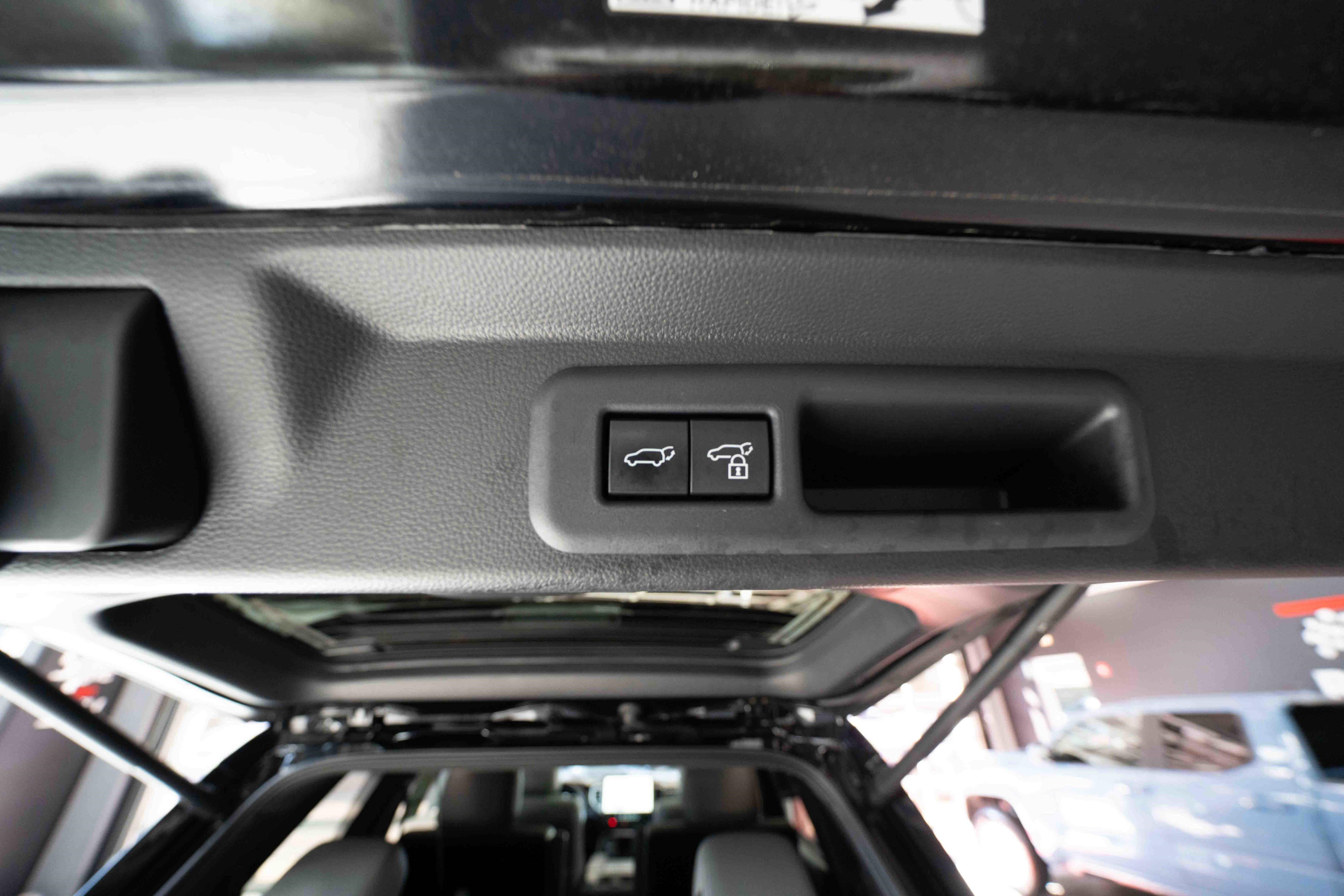 Used 2025 Toyota Sequoia Limited image 29