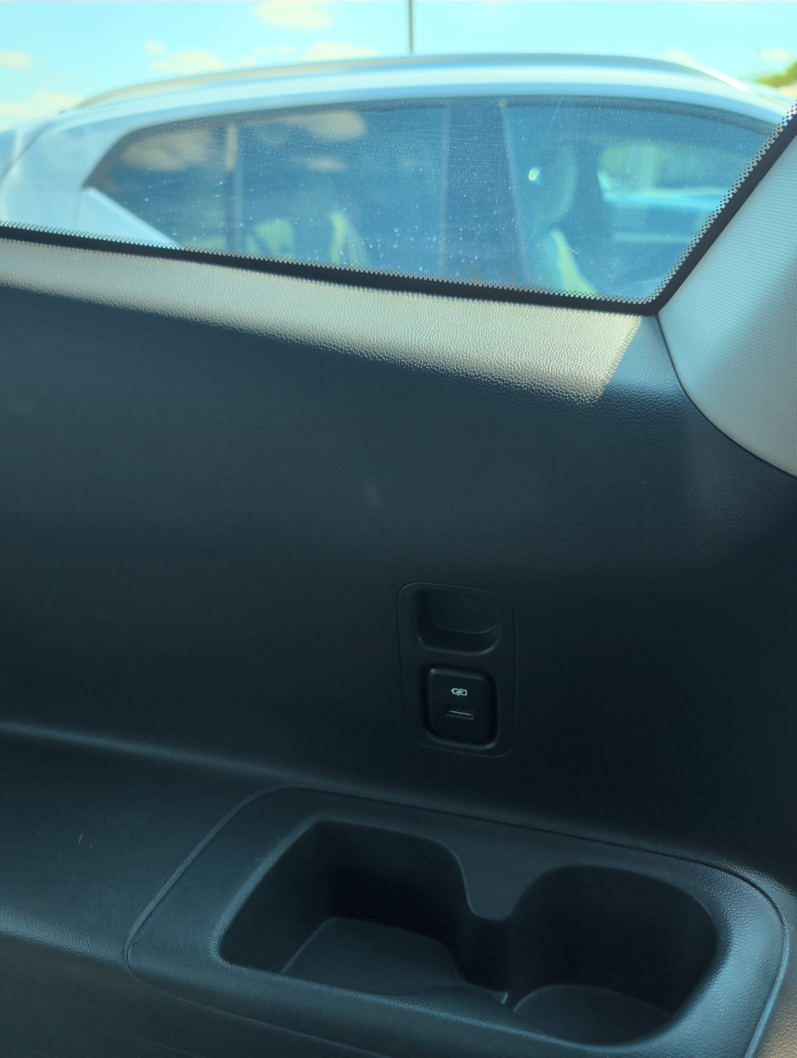 Used 2019 Buick Enclave Essence FWD image 47