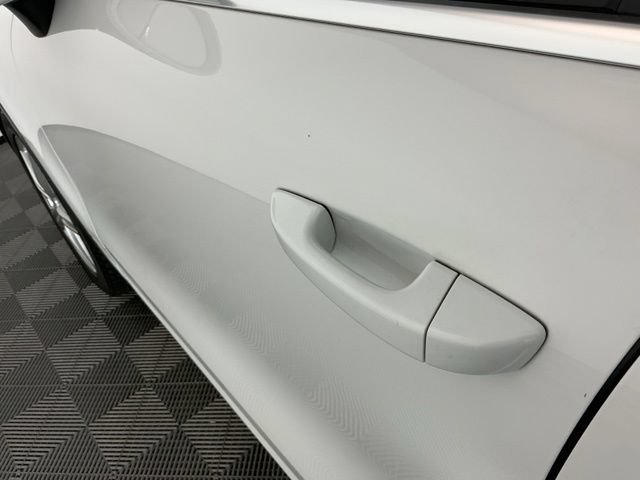 Used 2017 Porsche Cayenne AWD/4WD image 11