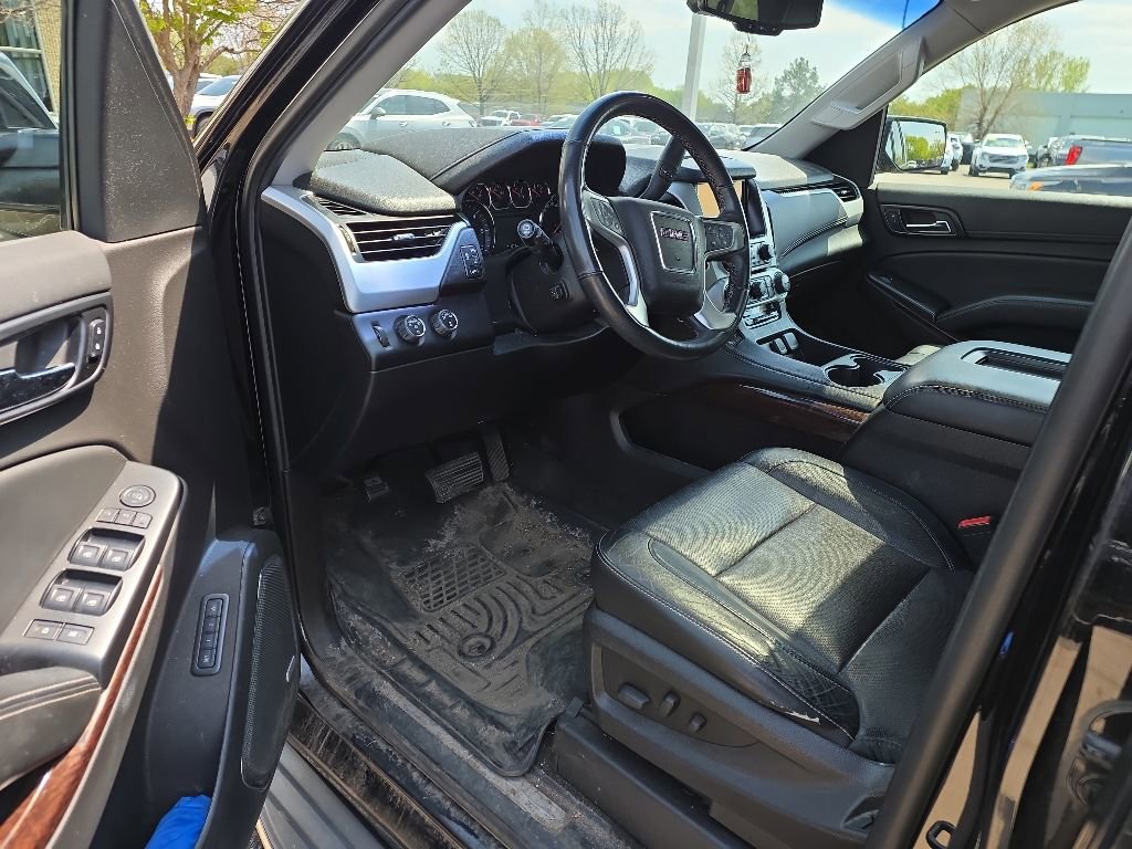 Used 2015 GMC Yukon XL SLT w/ Open Road Package AWD/4WD image 15
