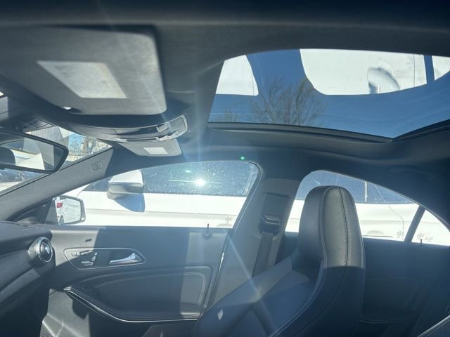 Used 2018 Mercedes-Benz CLA 250 4MATIC image 5