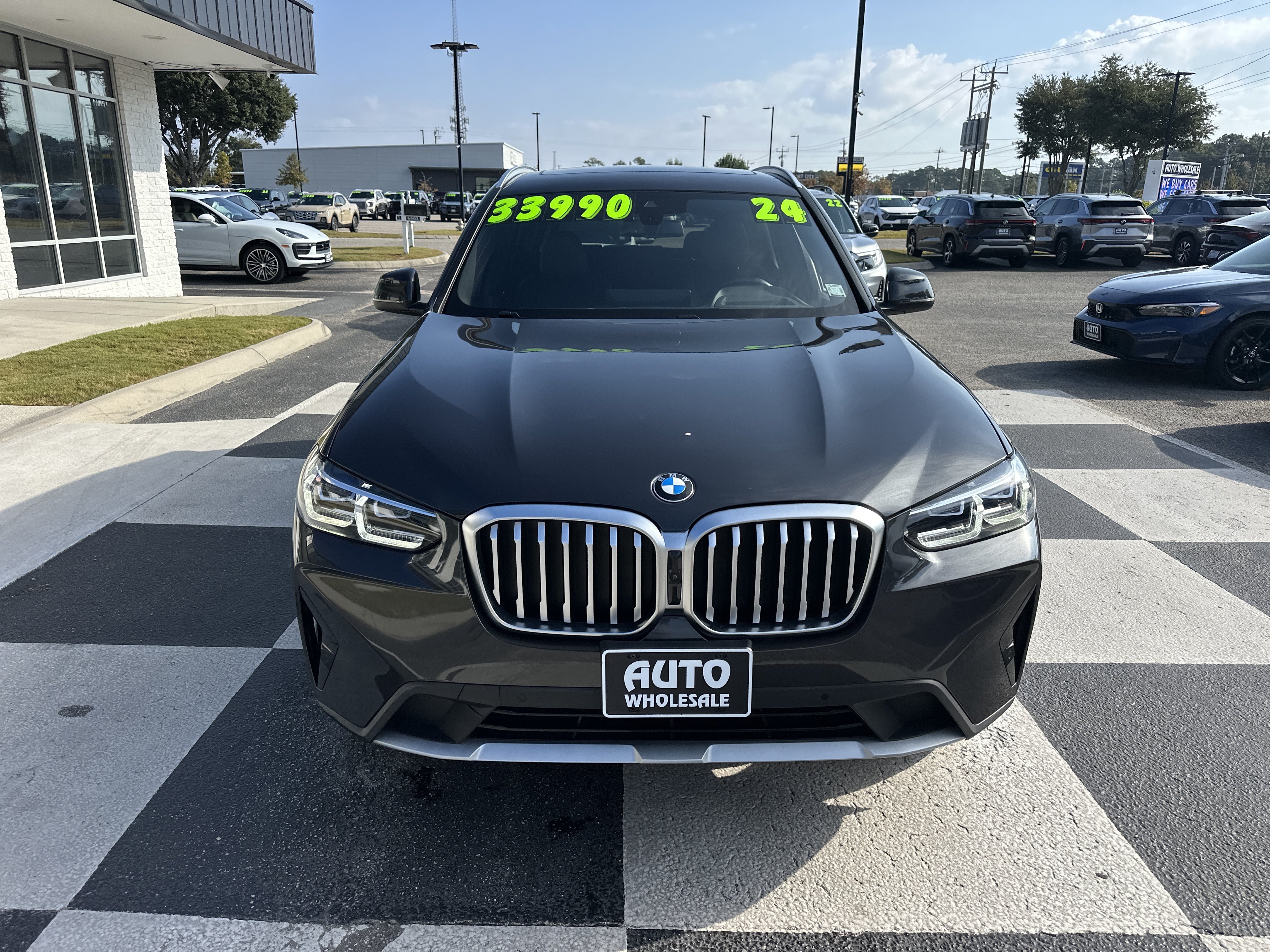 Used 2024 BMW X3 sDrive30i w/ Premium Package RWD image 2