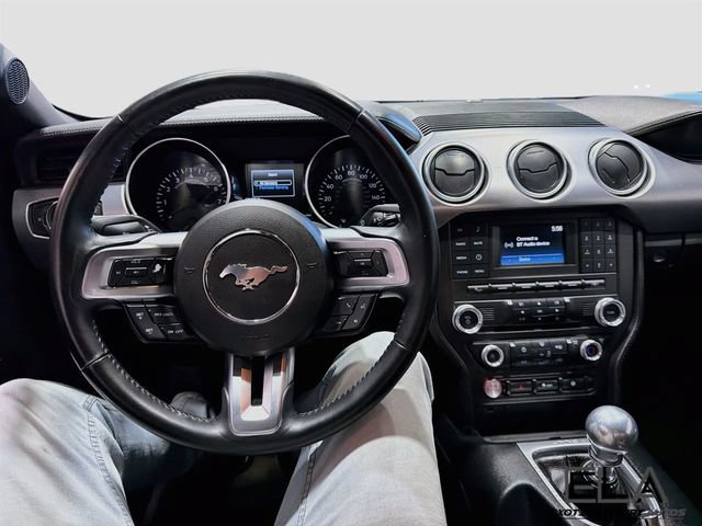 Used 2018 Ford Mustang GT w/ Black Accent Pkg RWD image 34