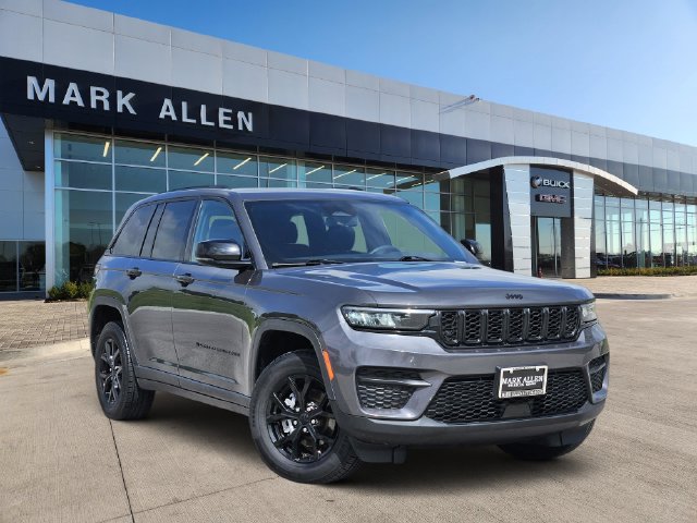 Used 2024 Jeep Grand Cherokee Altitude