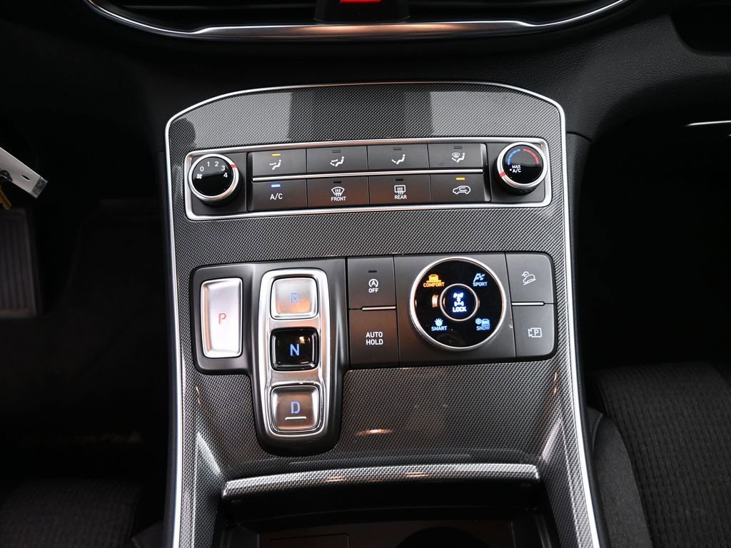 Used 2023 Hyundai Santa Fe SE image 4