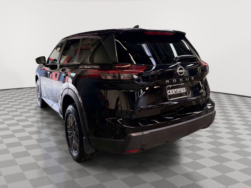Used 2026 Nissan Rogue S AWD/4WD image 4