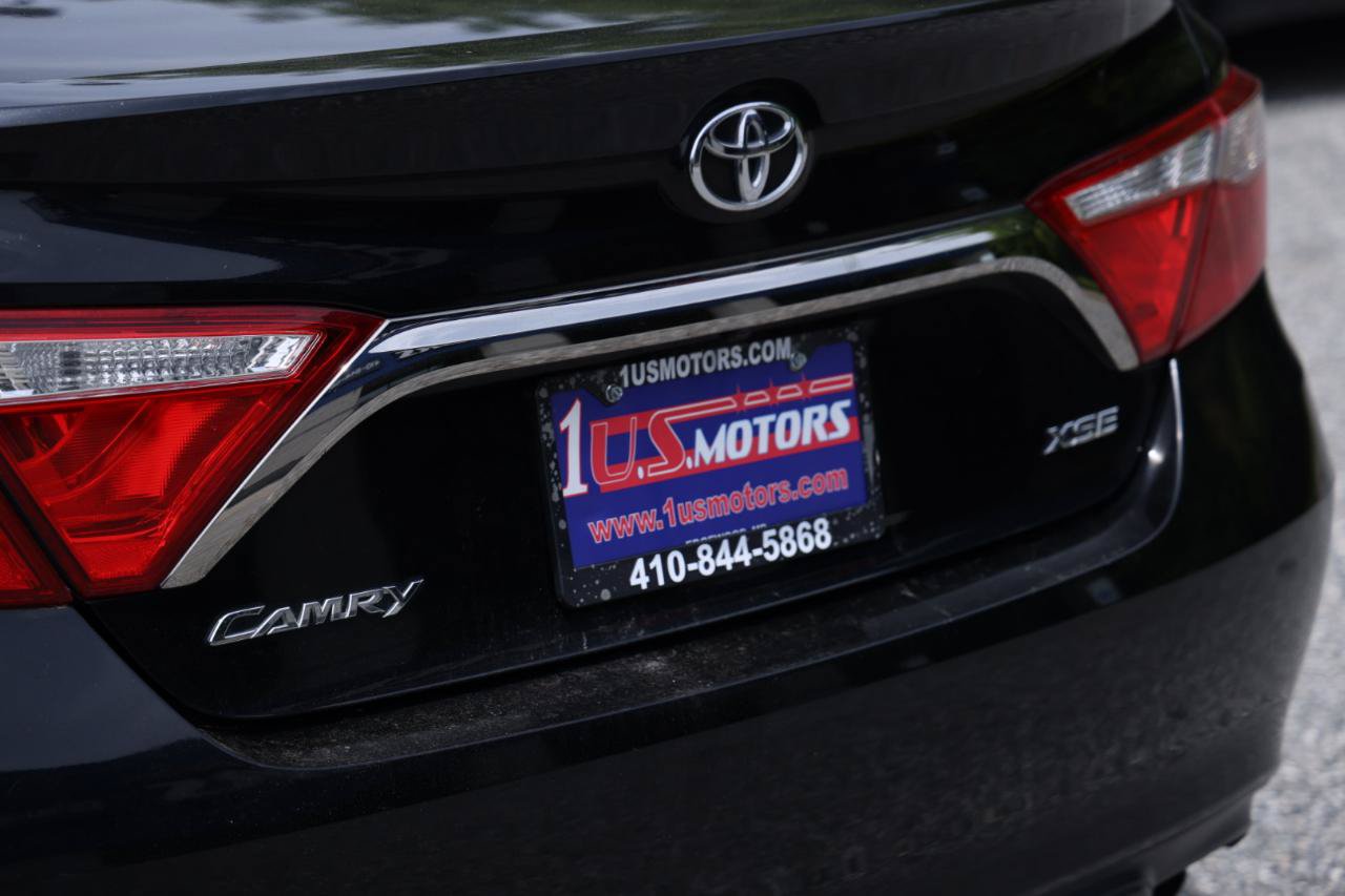 Used 2017 Toyota Camry XSE FWD image 5