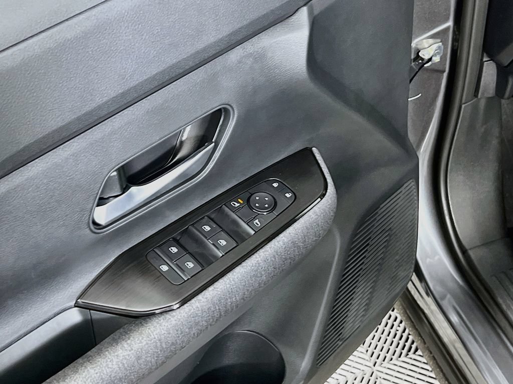 New 2026 Nissan Kicks SV w/ Cold Weather Package AWD/4WD image 14