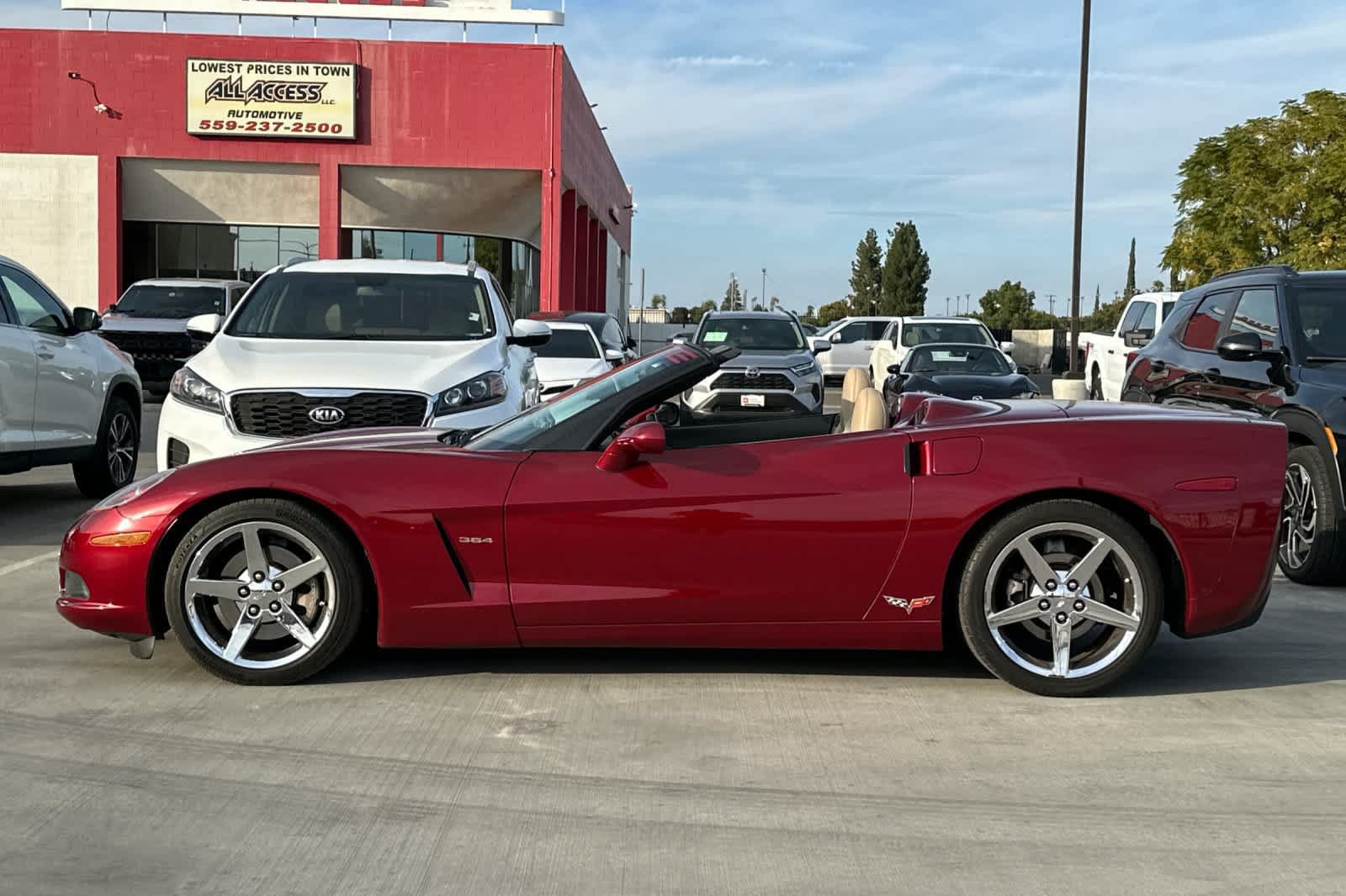 Used 2006 Chevrolet Corvette Convertible w/ Preferred Equipment Group RWD image 3