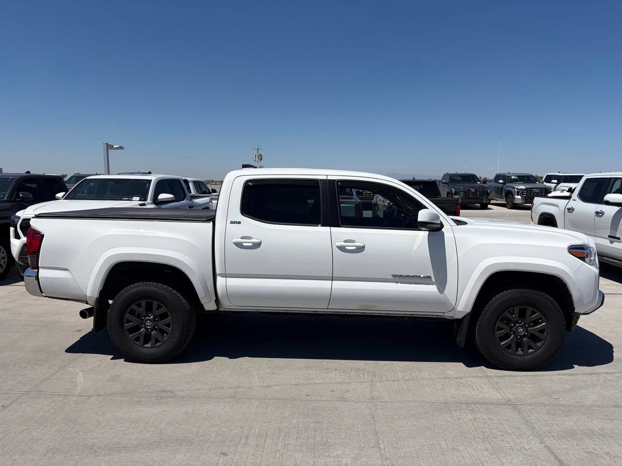 Used 2021 Toyota Tacoma SR5 RWD image 3