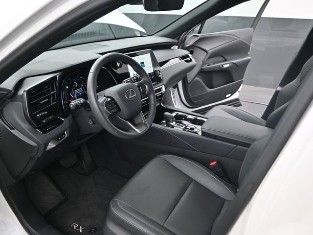Used 2025 Lexus RX 350 FWD w/ Technology Package image 4