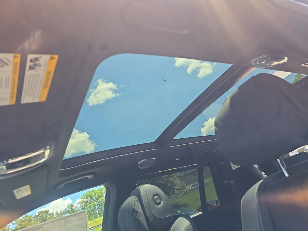 New 2026 Mercedes-Benz GLS 580 4MATIC image 21