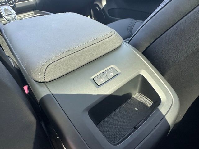 New 2026 Volvo XC60 B5 Plus w/ Climate Package image 21
