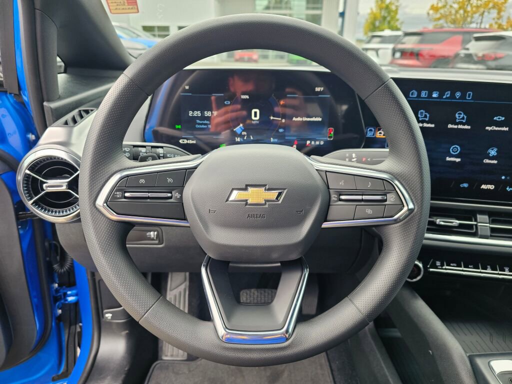 New 2026 Chevrolet Equinox EV LT image 10