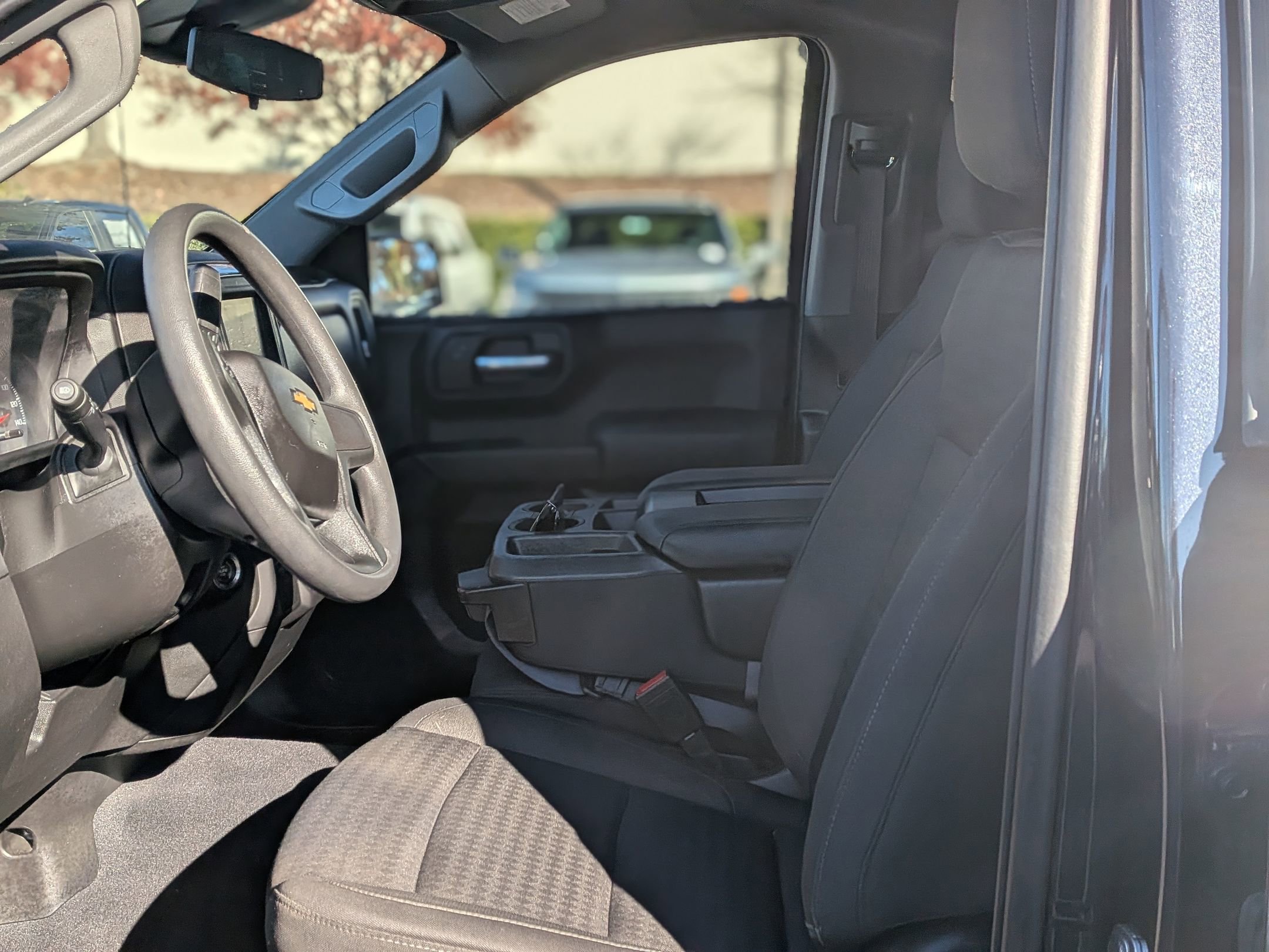 Used 2022 Chevrolet Silverado 1500 Custom image 16