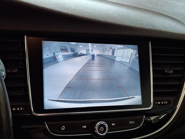 Used 2021 Buick Encore Preferred w/ Safety Package II AWD/4WD image 18