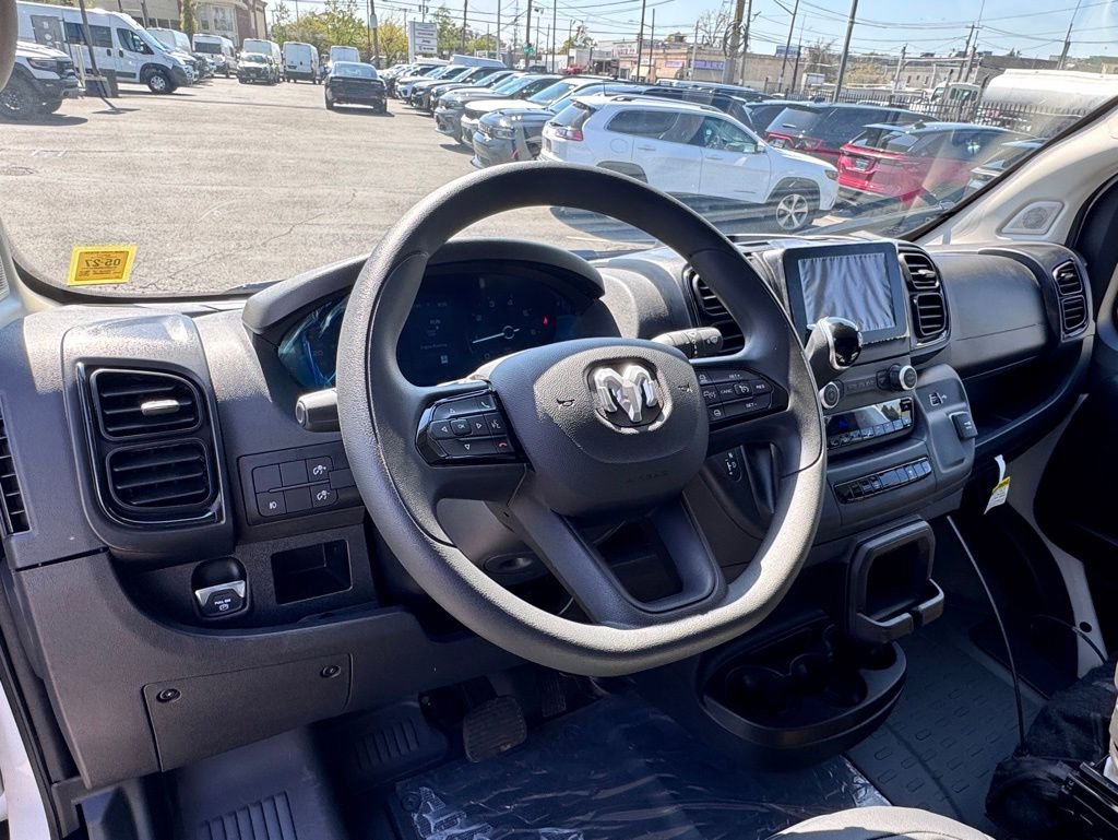 Used 2025 RAM ProMaster 3500 w/ Convenience Group FWD image 18