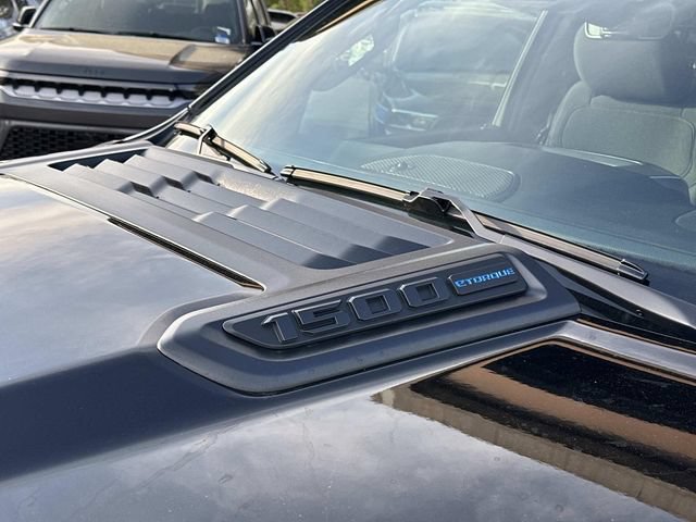New 2026 RAM 1500 Express AWD/4WD image 7