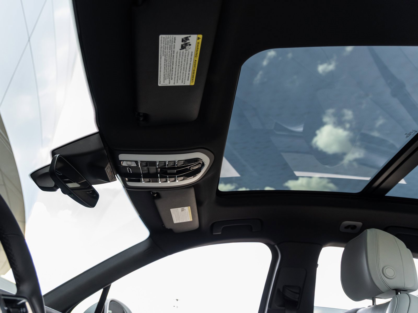 New 2026 Porsche Macan S image 27