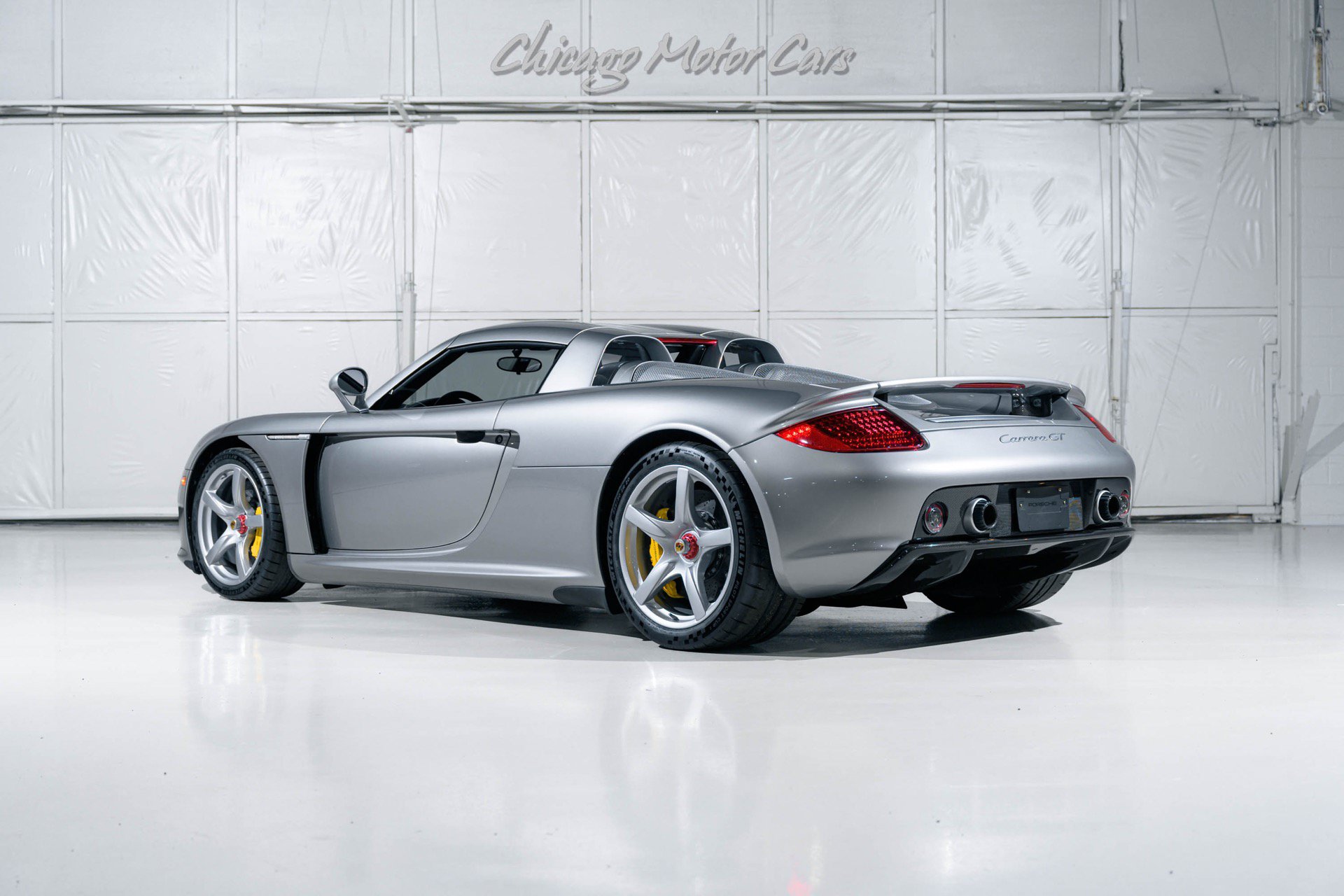 Used 2005 Porsche Carrera GT RWD image 4