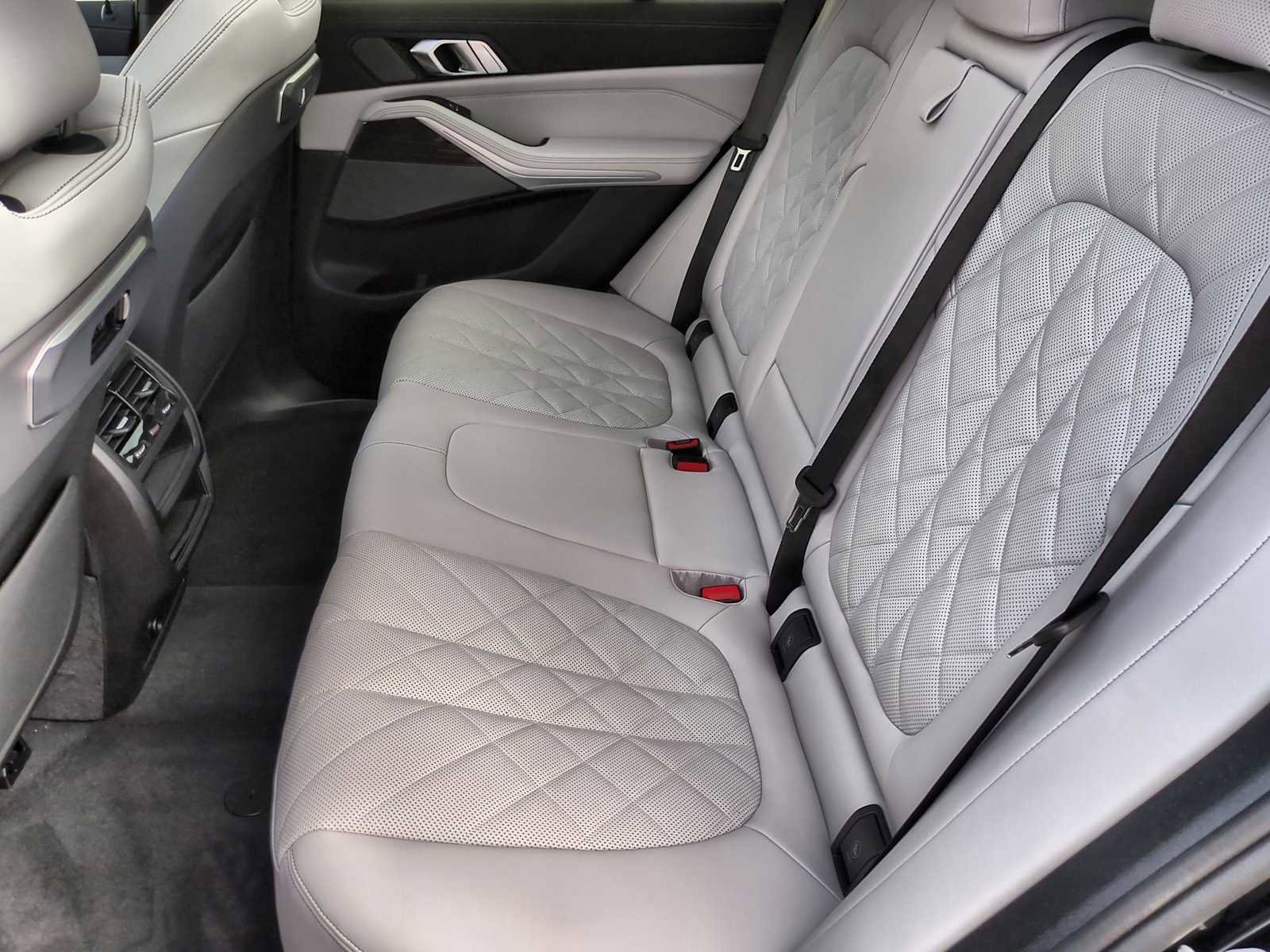 New 2026 BMW X5 xDrive40i w/ M Sport Package image 20