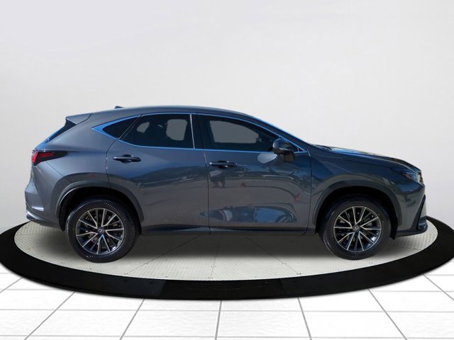 Used 2023 Lexus NX 250 FWD image 3