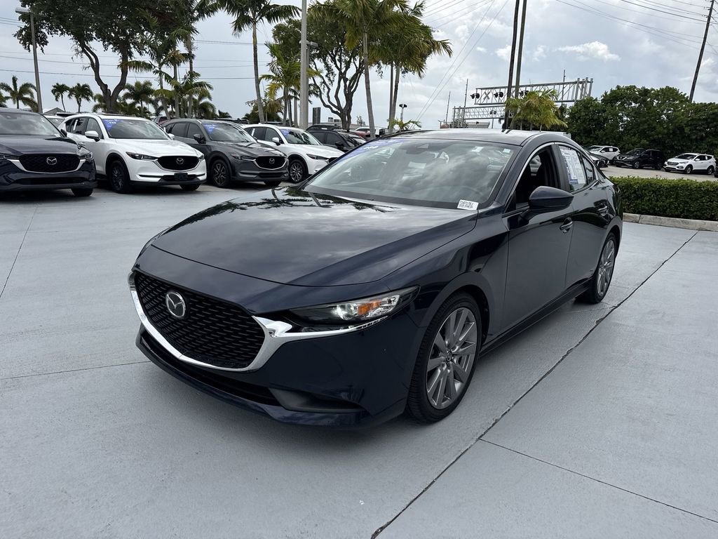 Used 2020 MAZDA MAZDA3 Sedan w/ Select Package FWD image 9